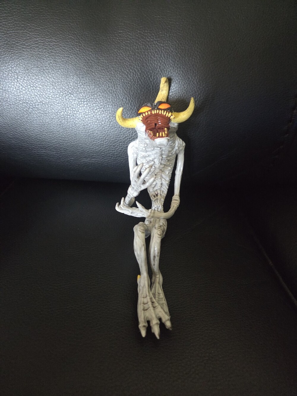 Vintage 1994 McFarlane Toys Spawn Series 1 Violator Bendable Figure
